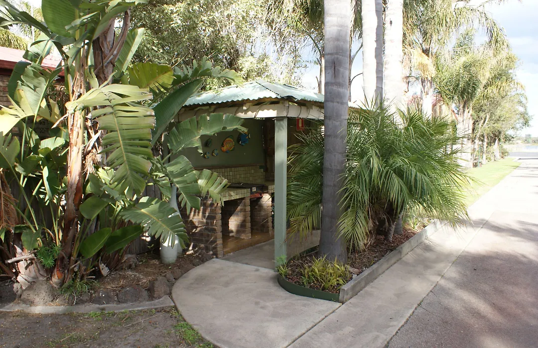 Sandbar Motel-1